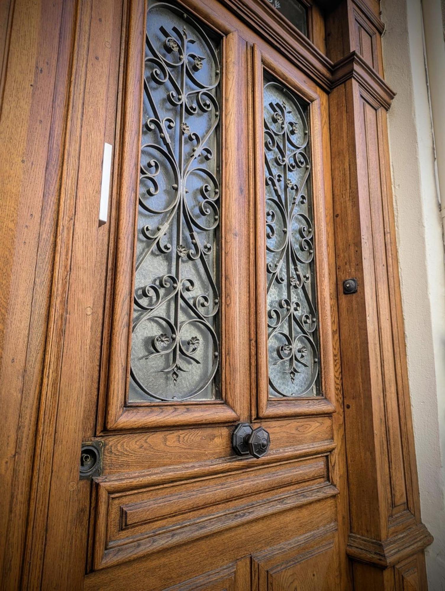 La Tulipe Sauvage Bed & Breakfast Bourdeaux Exterior photo